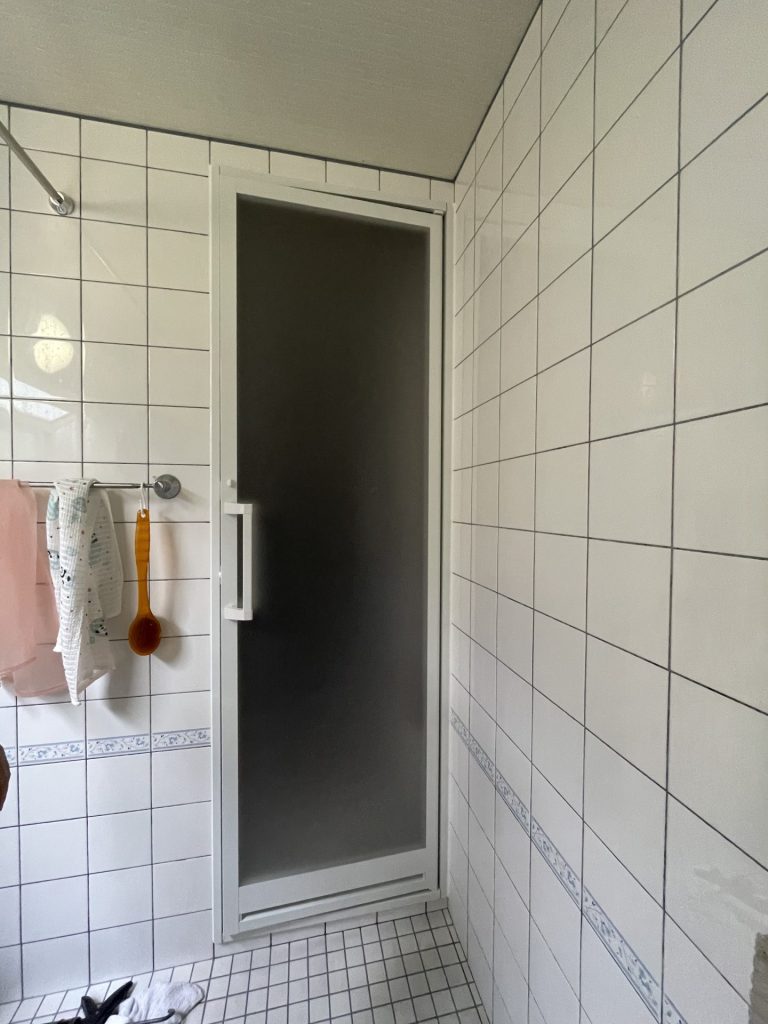 浴室リフォーム　浴室ドア交換　京都DIY