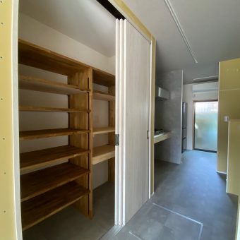 京都で住まいのリノベーション，リフォームは株式会社サイン，おしゃれなマンションリノベーションも得意なデザイン工務店の株式会社サインです。キッチン収納