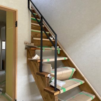 京都で住まいのリノベーション，リフォームは株式会社サイン，おしゃれなマンションリノベーションも得意なデザイン工務店の株式会社サインです。アイアン手すり